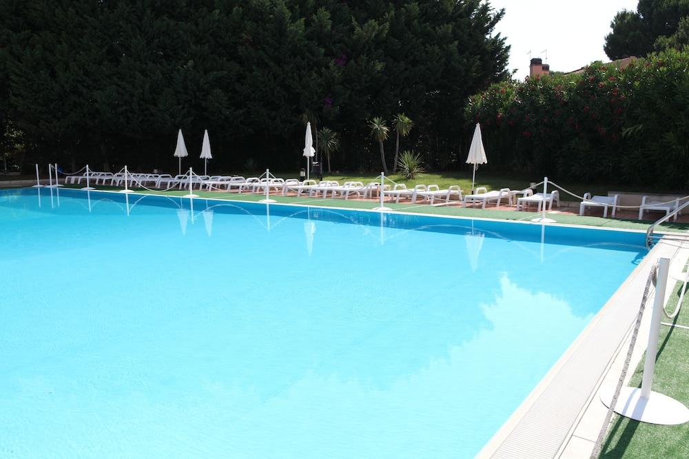 Heraclea Hotel Residence Policoro Exterior foto